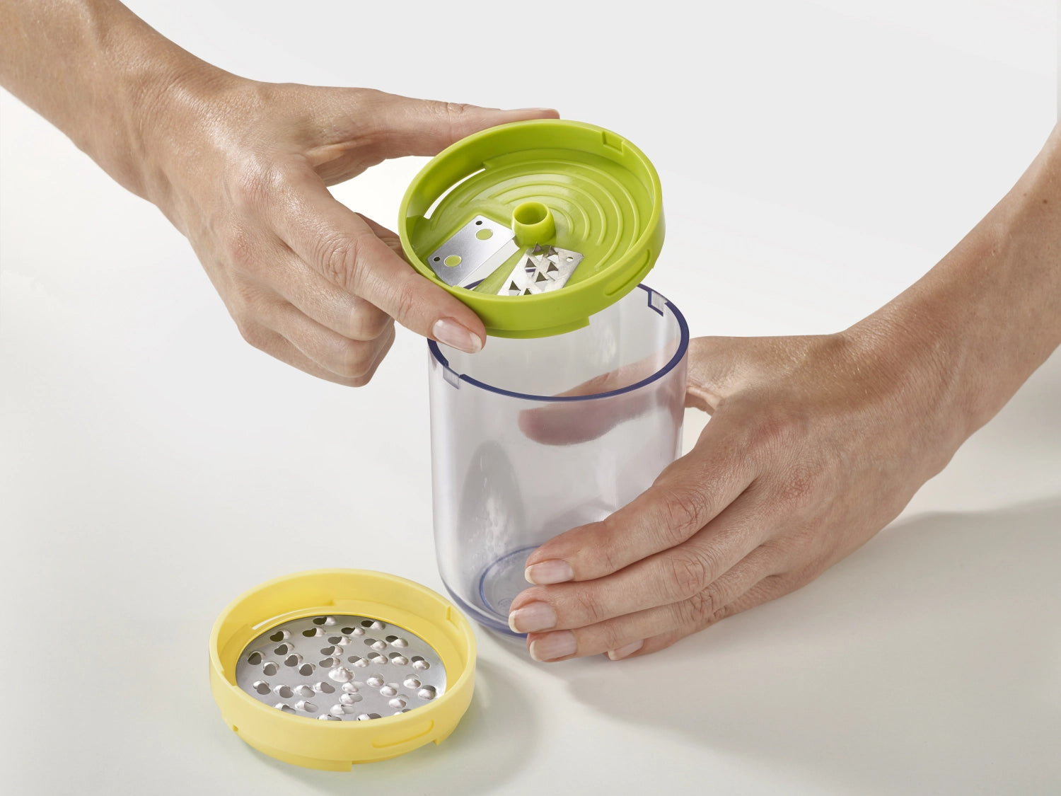 Spiro spiralizer with 3 blades and container, Ø7.8, H:16 cm