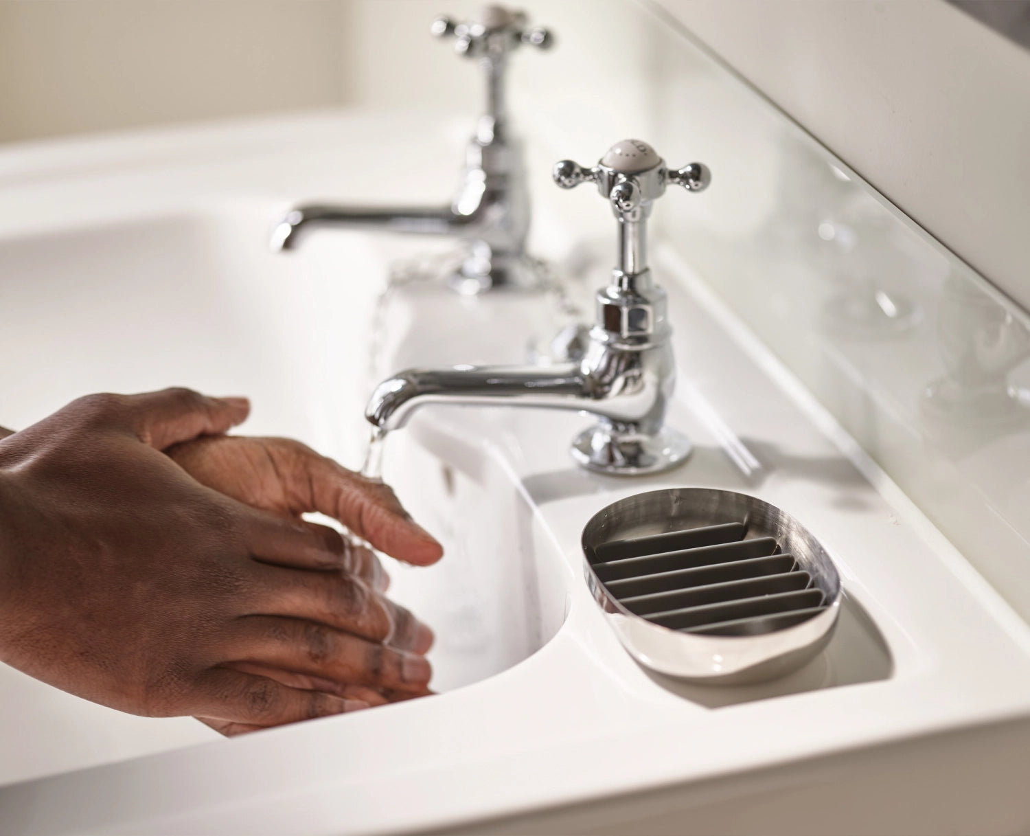 Easystore luxe soap shell stainless steel