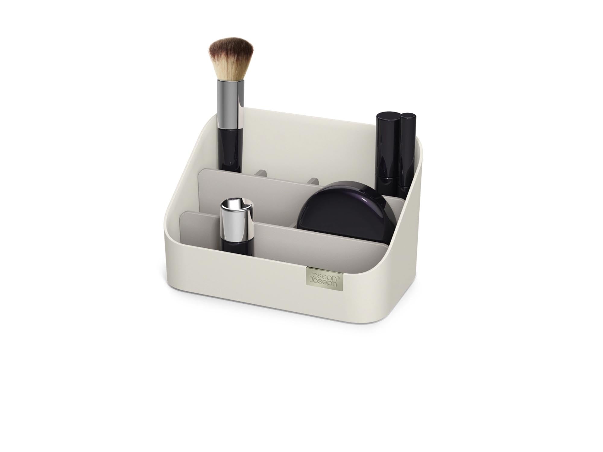 Praktischer Kosmetik-Organizer von Joseph Joseph mit gestuftem Design, perfekt für Make-up und Pflege, Maße: 18x10.7x11cm.