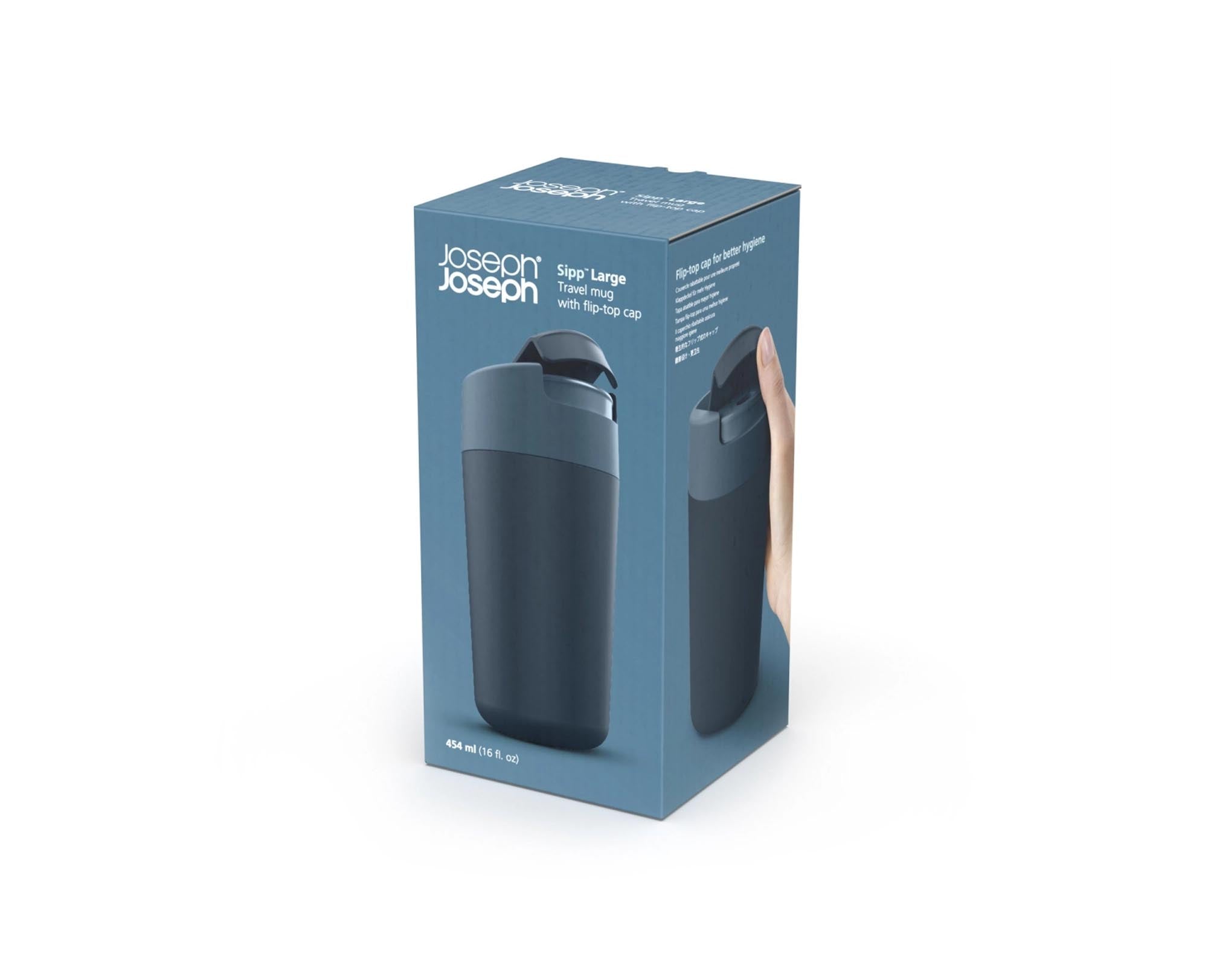 Praktischer 454ml Sipp Reisebecher in Blau von Joseph Joseph.