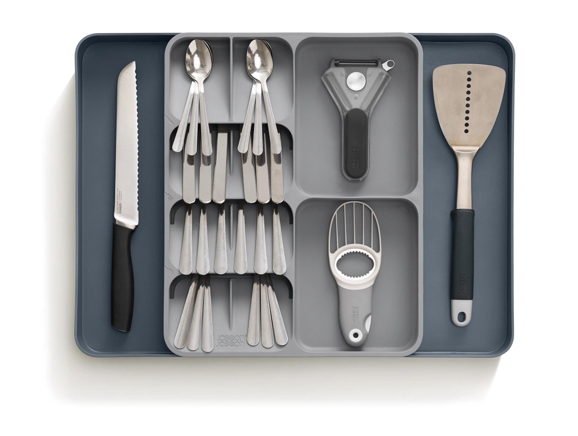 Effiziente Schubladenorganisation mit Joseph Josephs DrawerStore Grau.