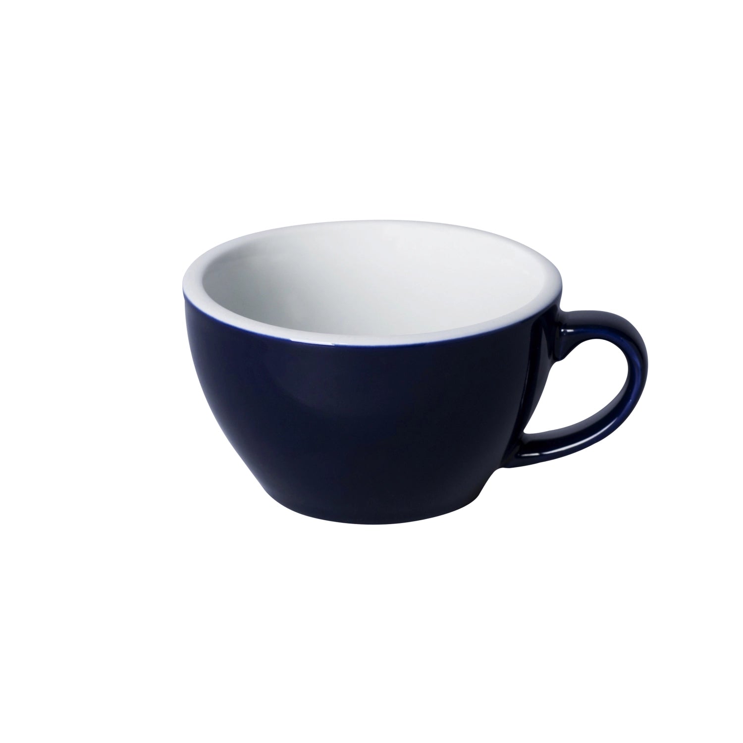 Elegante 250ml Cappuccino Tasse von Loveramics im Ei-Design, ideal für aromatische Kaffeemomente und stilvolle Tischgestaltung.