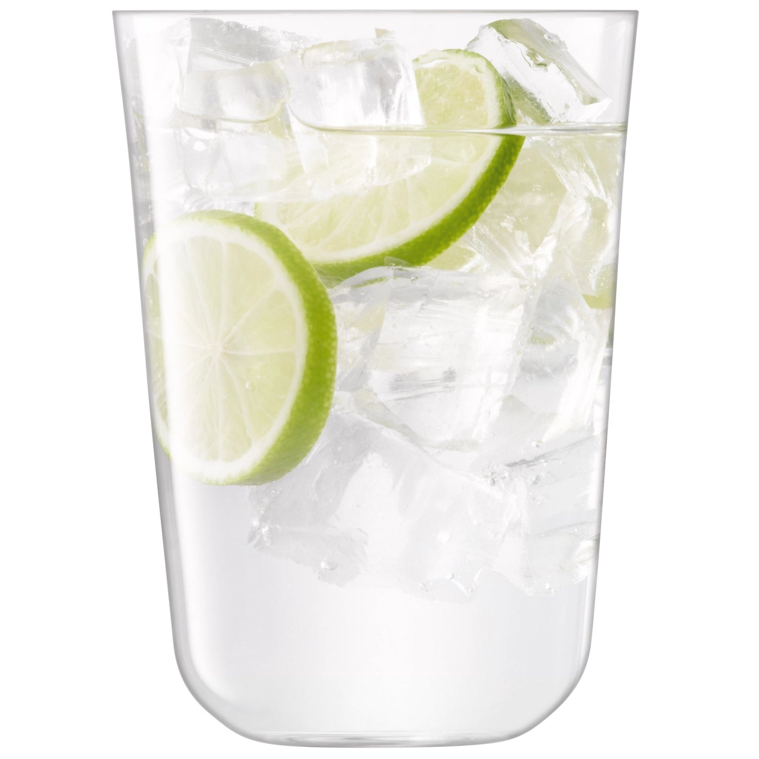 Set aus vier klaren Arc Bechern von LSA, 550ml, perfekt für Getränke aller Art, vereint modernes Design mit praktischer Handhabung.