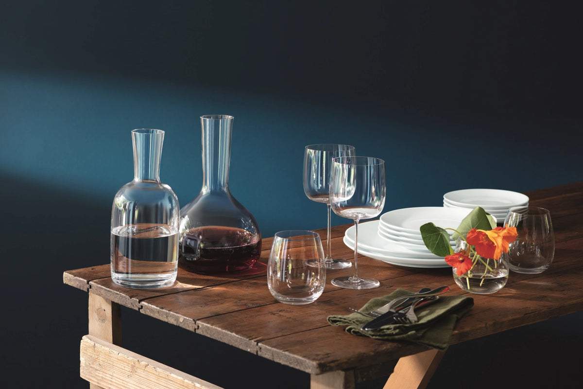 Borough Wasserkaraffe 1.1L in Transparent präsentiert im Onlineshop von KAQTU Design AG. Karaffe ist von LSA