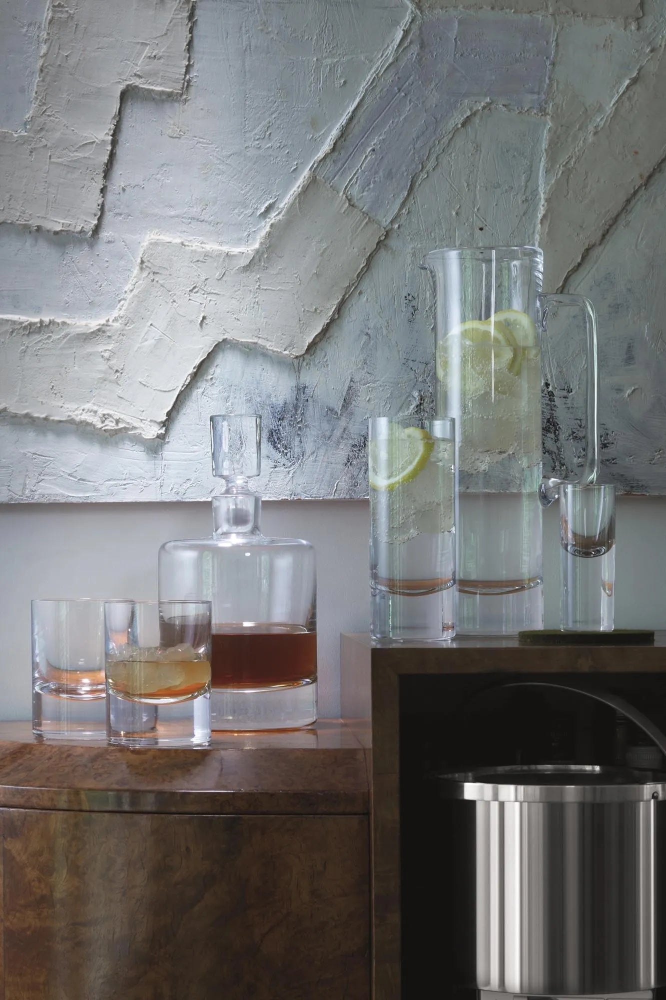 Eleganter LSA Dekanter 1.4L: Stilvoller Genuss für Weinliebhaber.