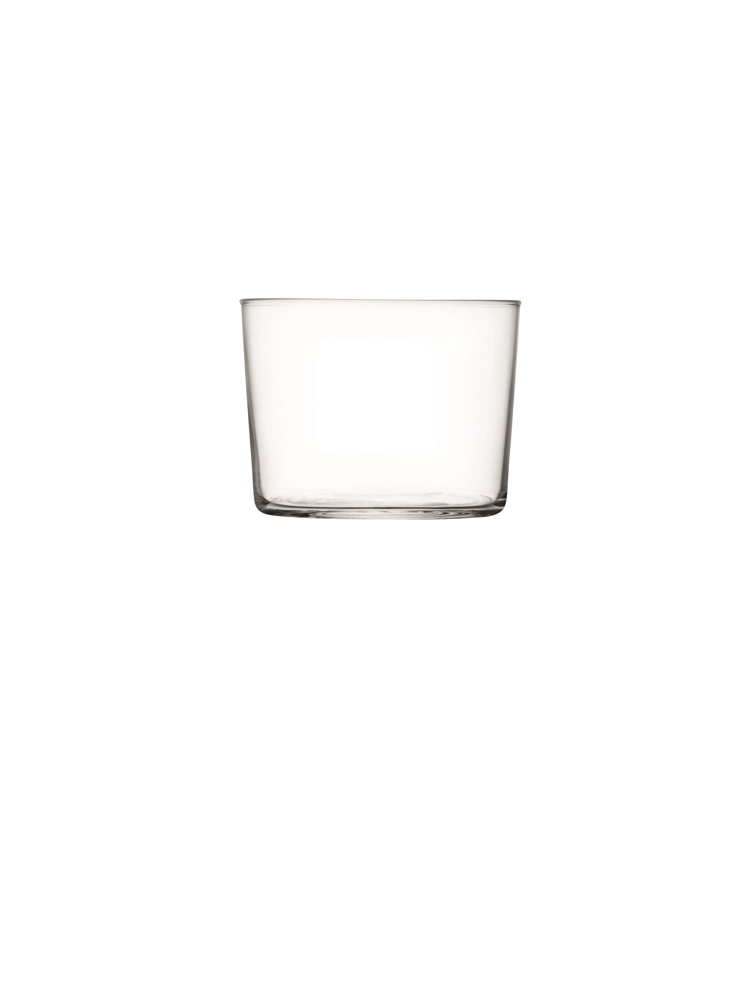 Elegantes 4er Set Gio Becher (220ml) von LSA, perfekt für stilvolle Getränkepräsentation und vielseitig einsetzbar bei jedem Anlass.