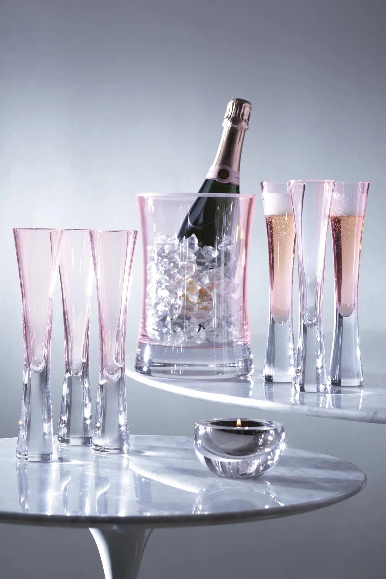 Exquisite LSA Moya Sektflöten 170ml, 2er Set in sanftem Rosa.