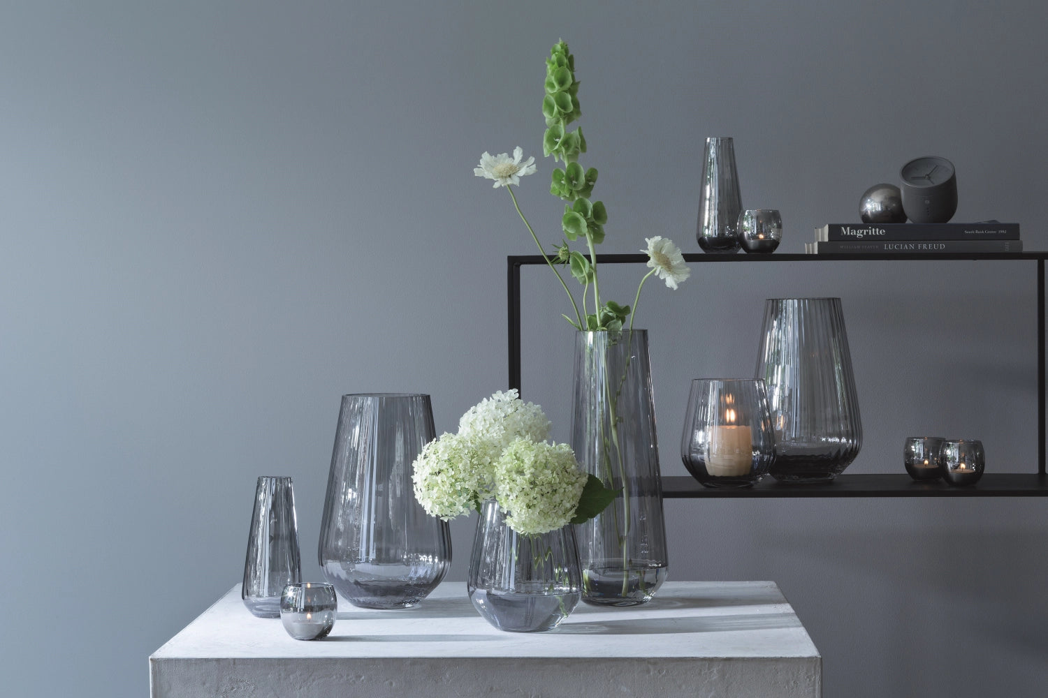 Zinc Vase  - zink lichtdurchlässig - KAQTU Design