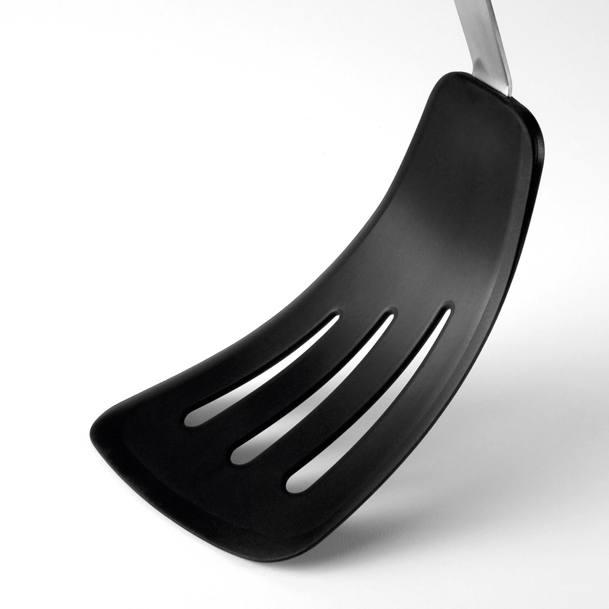 OXO 34 cm Silikonwender: Perfekt für schonendes Wenden und Rühren.