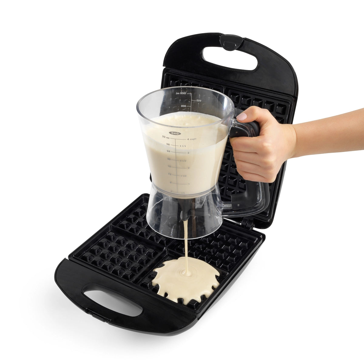 Good Grips Präzisions Teigspender in Schwarz präsentiert im Onlineshop von KAQTU Design AG. Küchenhelfer ist von OXO