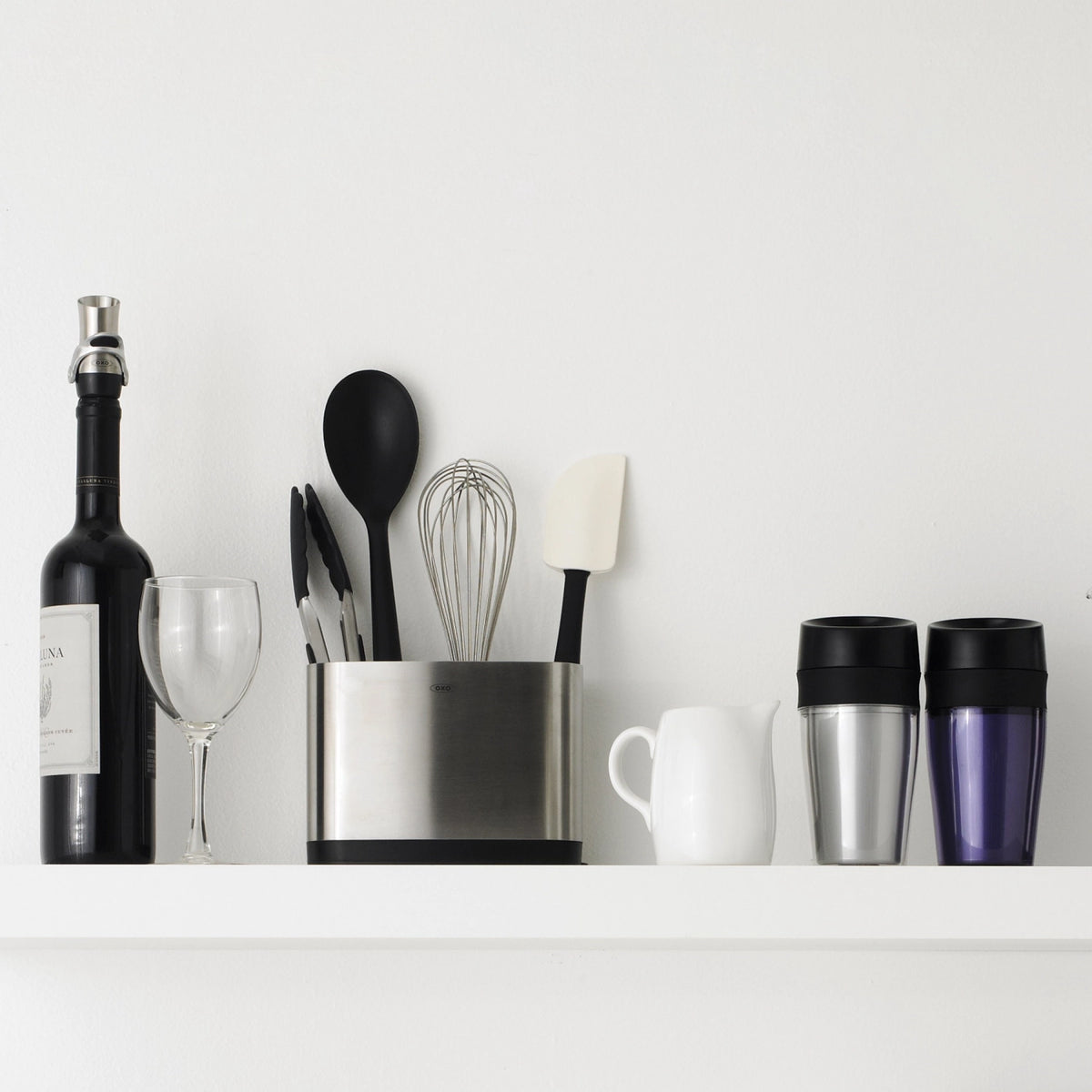 Schneebesen 22 cm in Silber präsentiert im Onlineshop von KAQTU Design AG. Schwingbesen ist von OXO