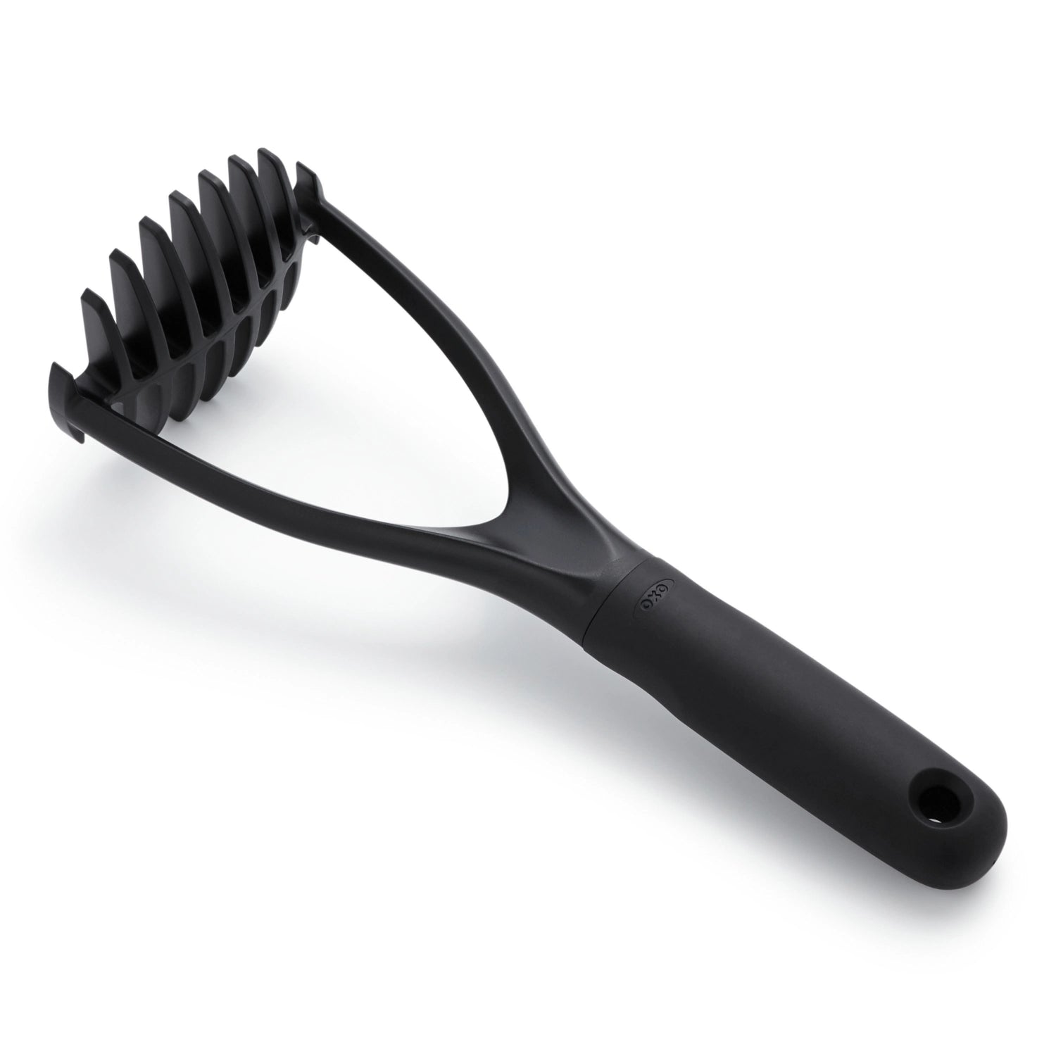 Schwarzer Kartoffelstampfer aus Nylon von OXO, perfekt für die Zubereitung von Püree, robust und komfortabel in der Handhabung.