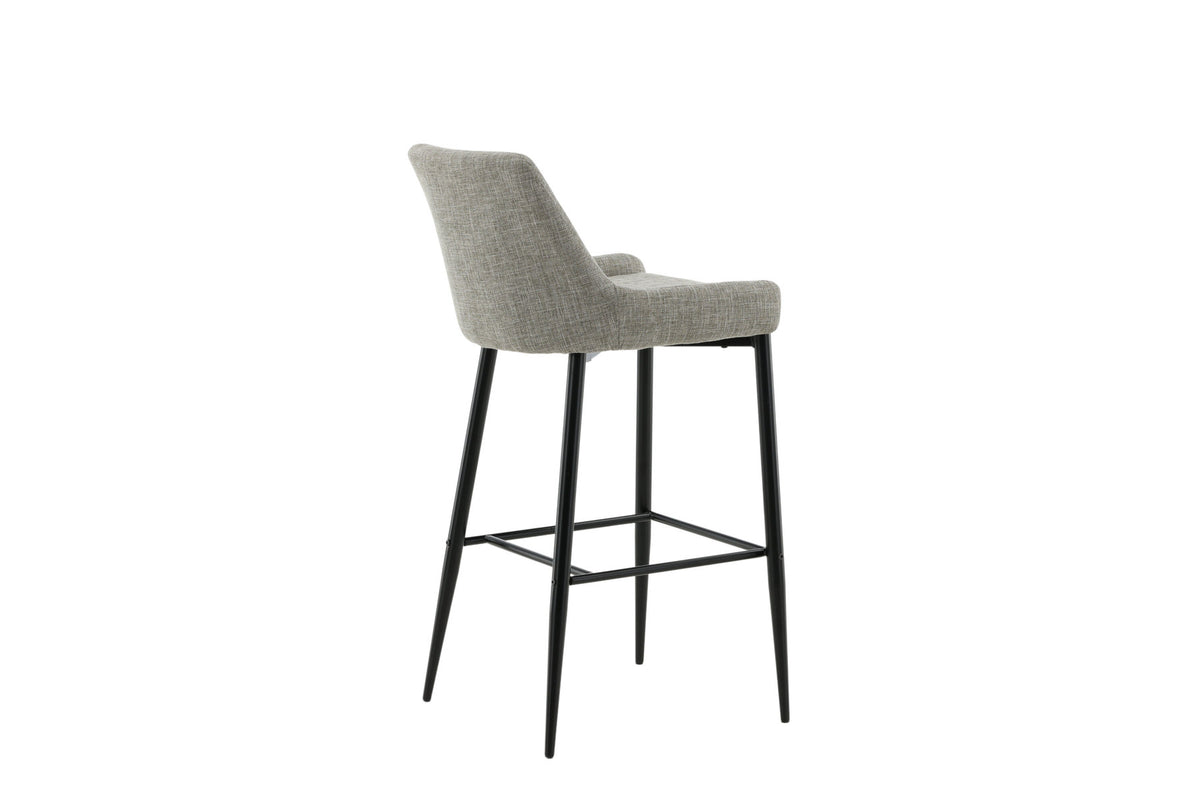 Plaza Barstuhl in Beige präsentiert im Onlineshop von KAQTU Design AG. Barstuhl ist von Venture Home