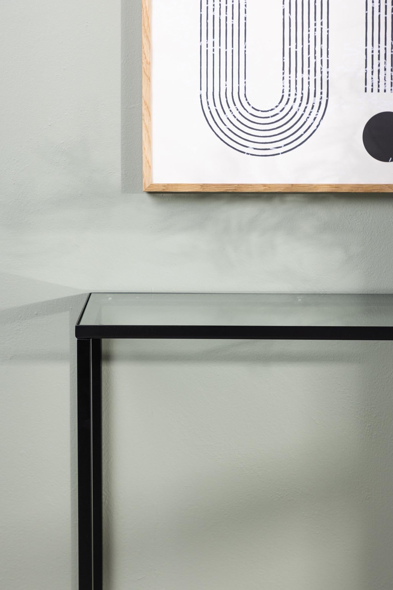 Dipp Beistelltisch in Schwarz präsentiert im Onlineshop von KAQTU Design AG. Beistelltisch ist von Venture Home