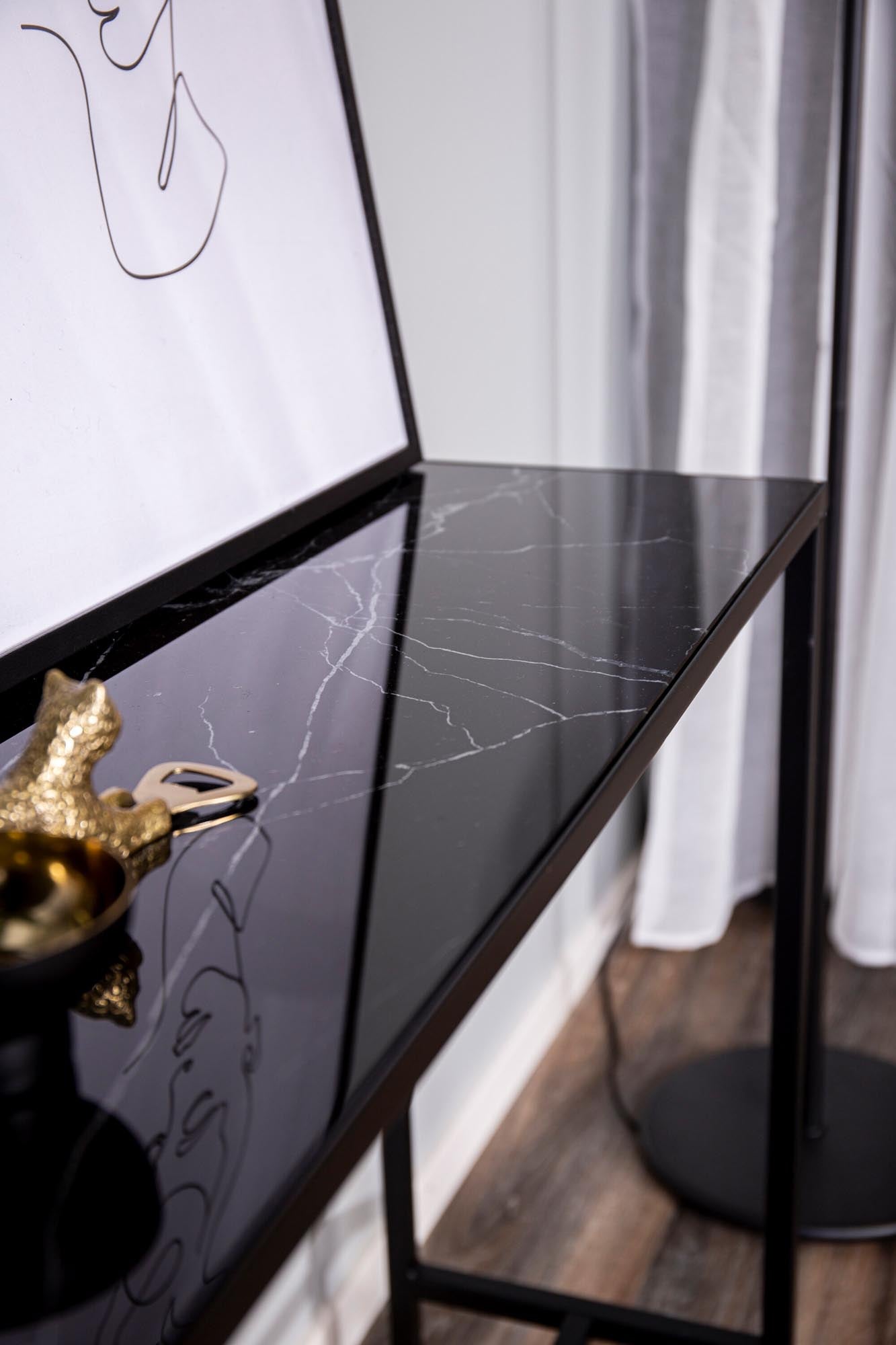 Dipp Beistelltisch in Schwarz/Gold präsentiert im Onlineshop von KAQTU Design AG. Beistelltisch ist von Venture Home