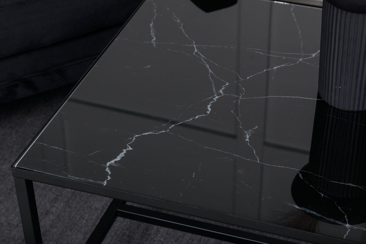 Dipp Beistelltisch in Schwarz/Gold präsentiert im Onlineshop von KAQTU Design AG. Beistelltisch ist von Venture Home