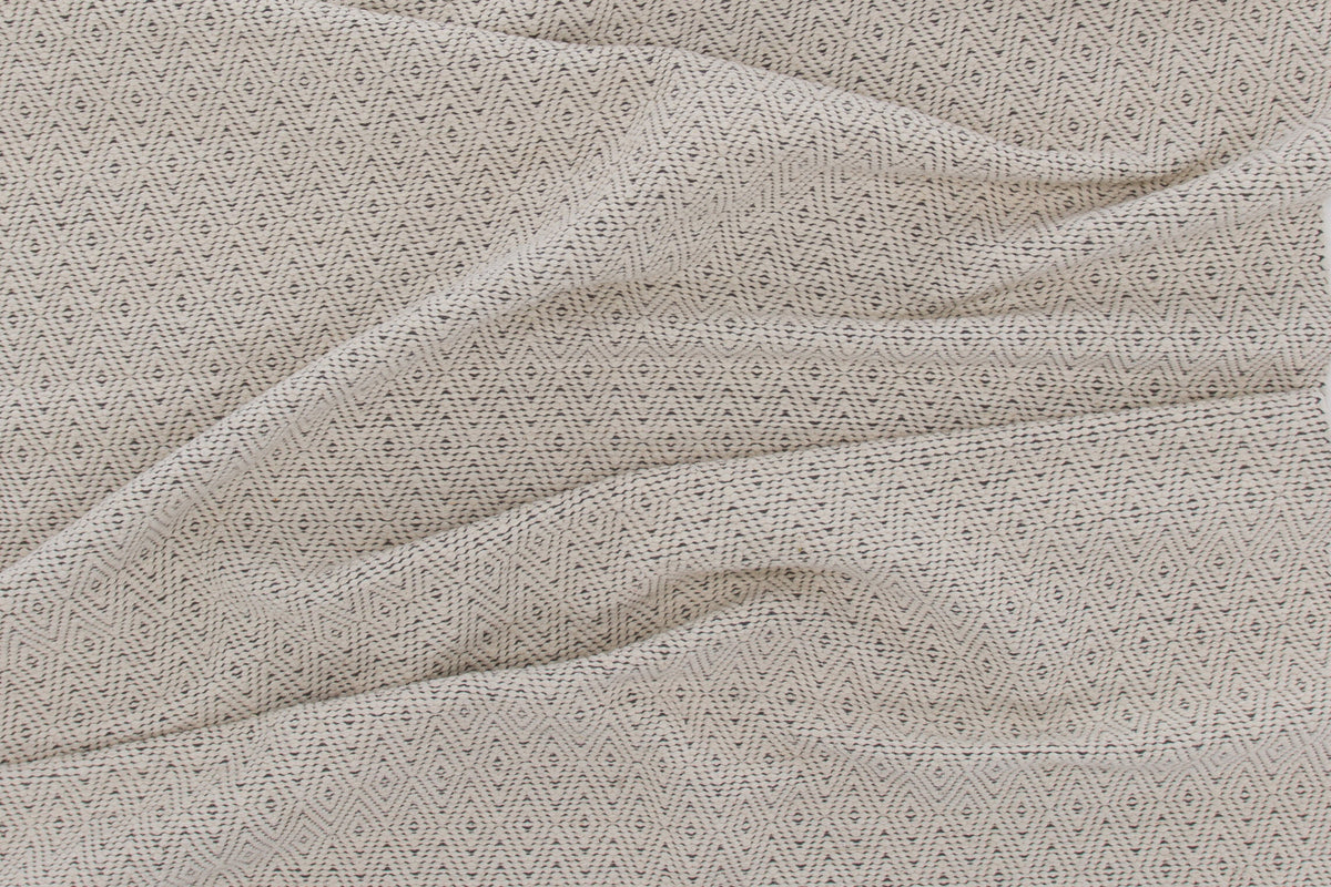 Julana Teppich in Beige präsentiert im Onlineshop von KAQTU Design AG. Teppich ist von Venture Home