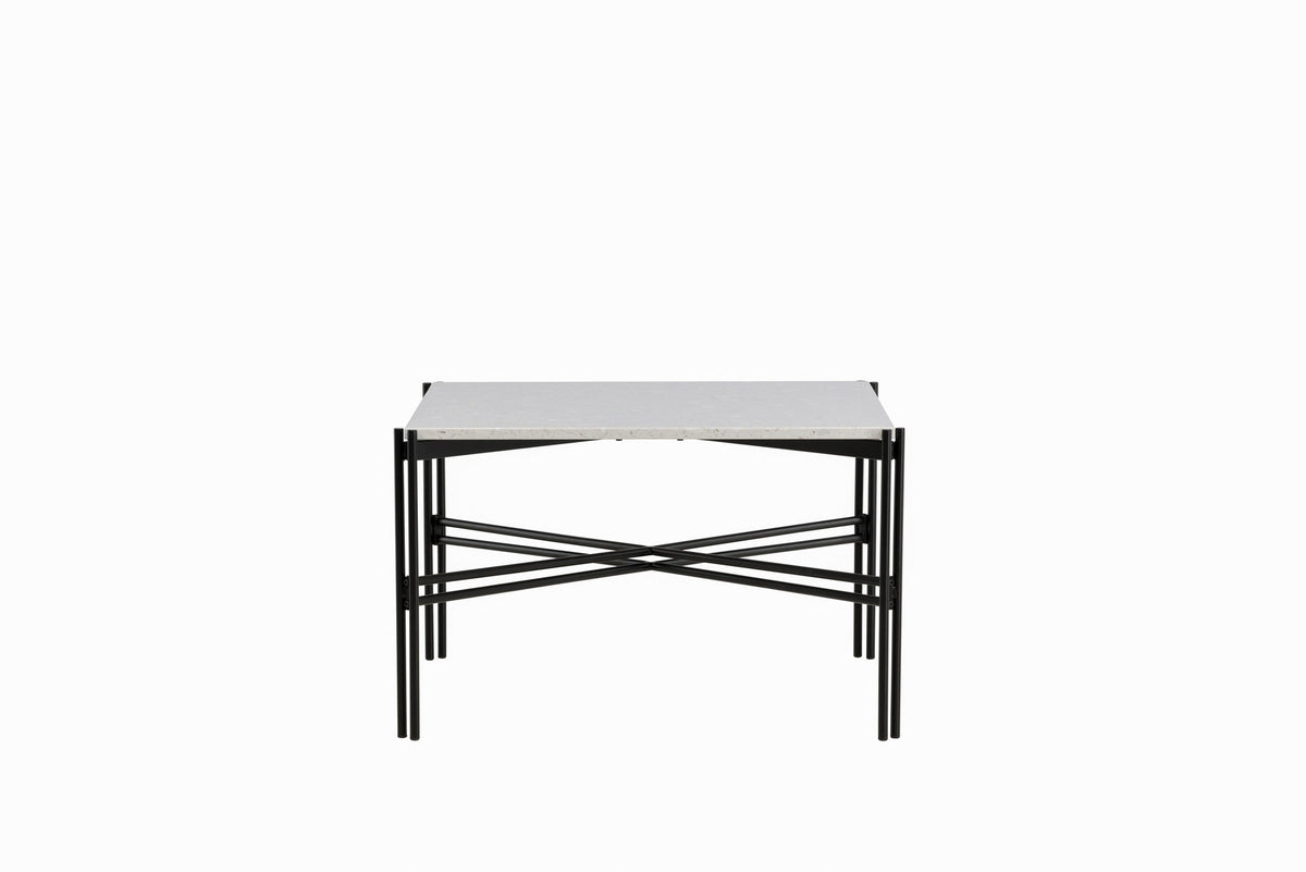 Razzia Coffee Tisch in Weiss präsentiert im Onlineshop von KAQTU Design AG. Beistelltisch ist von Venture Home