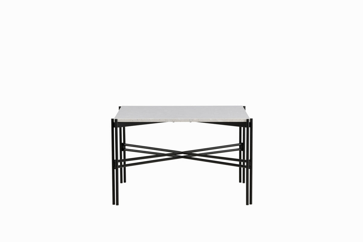 Razzia Coffee Tisch in Weiss präsentiert im Onlineshop von KAQTU Design AG. Beistelltisch ist von Venture Home