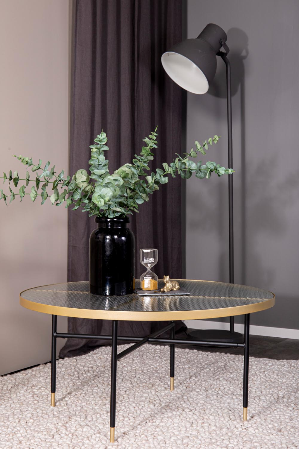 Bubbles Beistelltisch in Gold präsentiert im Onlineshop von KAQTU Design AG. Beistelltisch ist von Venture Home