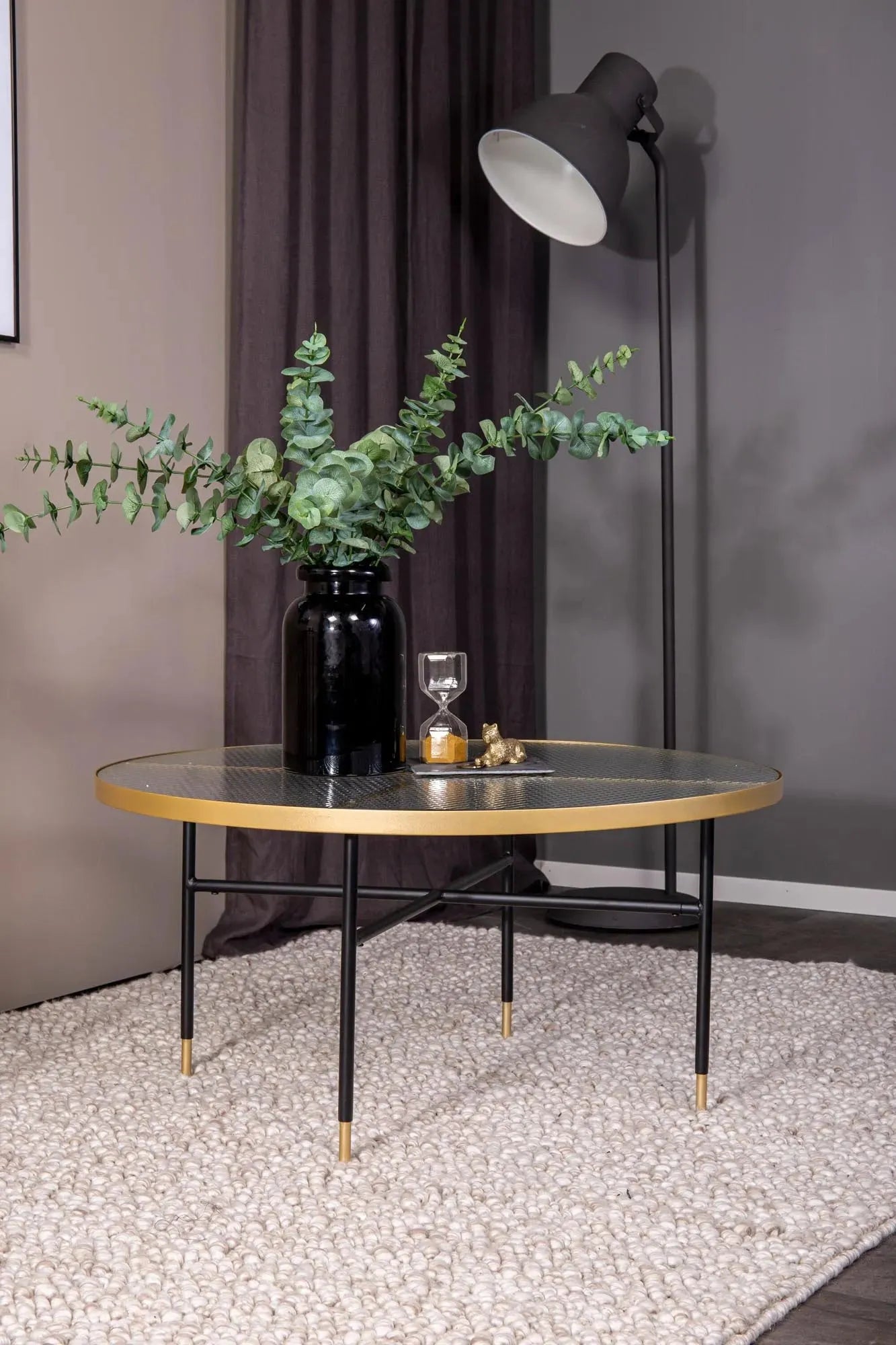 Venture Home Bubbles Tisch: Glasdesign mit edlem Messinggestell.