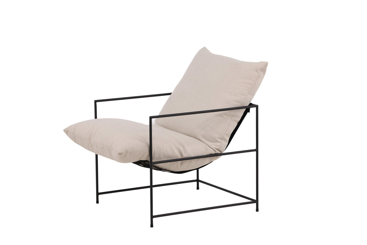 Sedalia Sessel in Weiss präsentiert im Onlineshop von KAQTU Design AG. Sessel mit Armlehnen ist von Venture Home