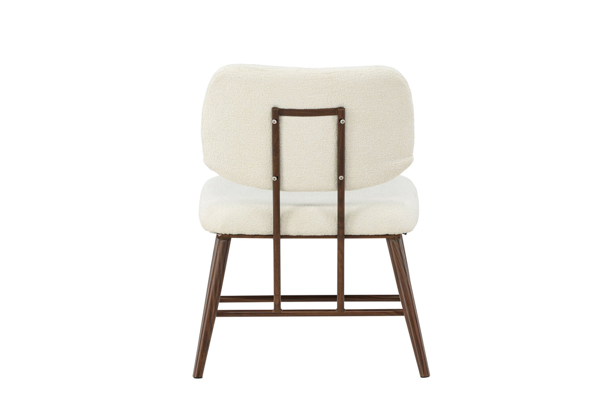 Midland Sessel in Weiss präsentiert im Onlineshop von KAQTU Design AG. Sessel ist von Venture Home