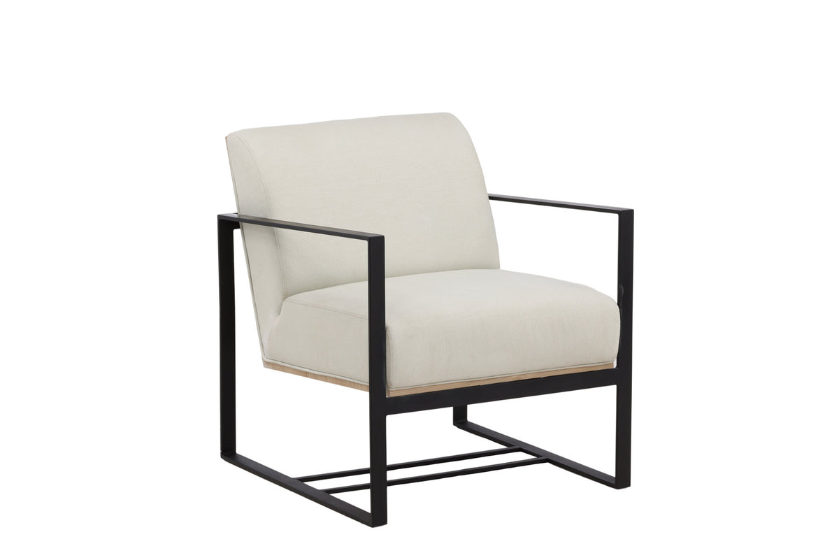 Kansas Sessel in Cremefarben präsentiert im Onlineshop von KAQTU Design AG. Sessel mit Armlehnen ist von Venture Home