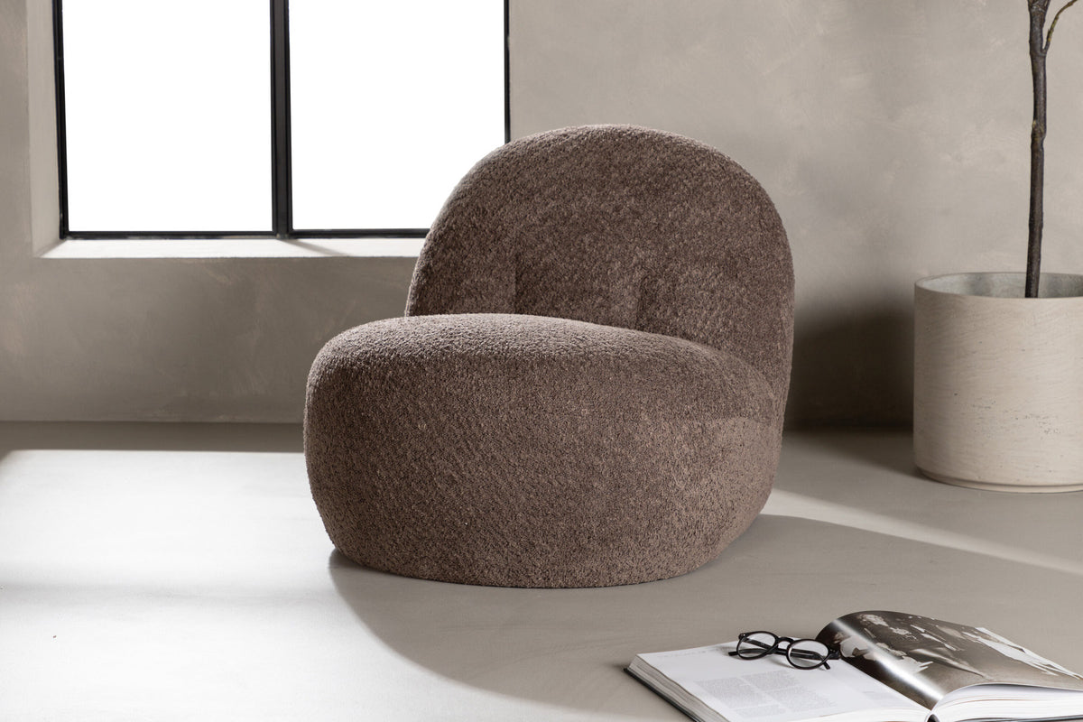 Omaha Sessel in Braun präsentiert im Onlineshop von KAQTU Design AG. Sessel ist von Venture Home