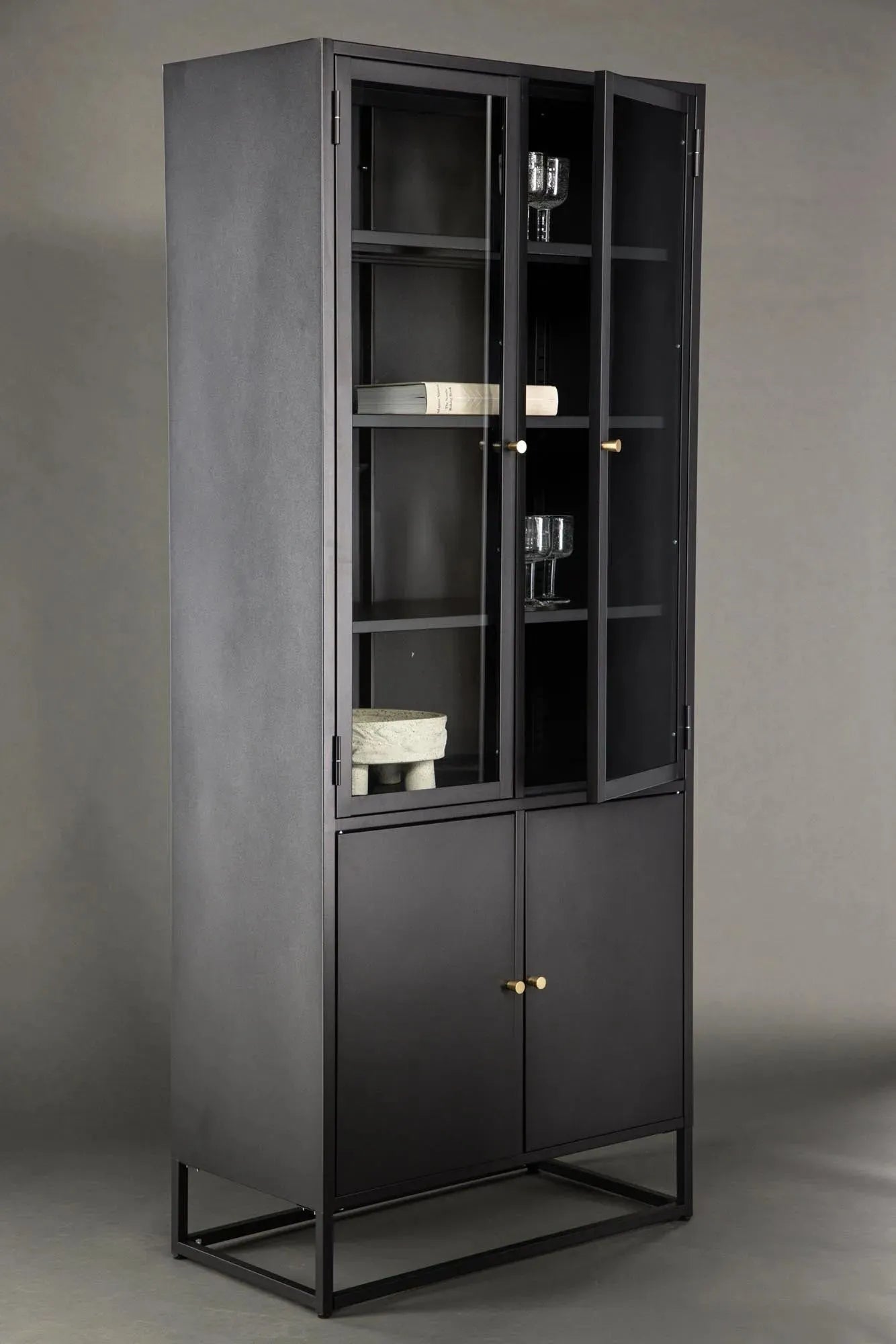 Will Kabinett von Venture Home: Modernes Design für jeden Raum.