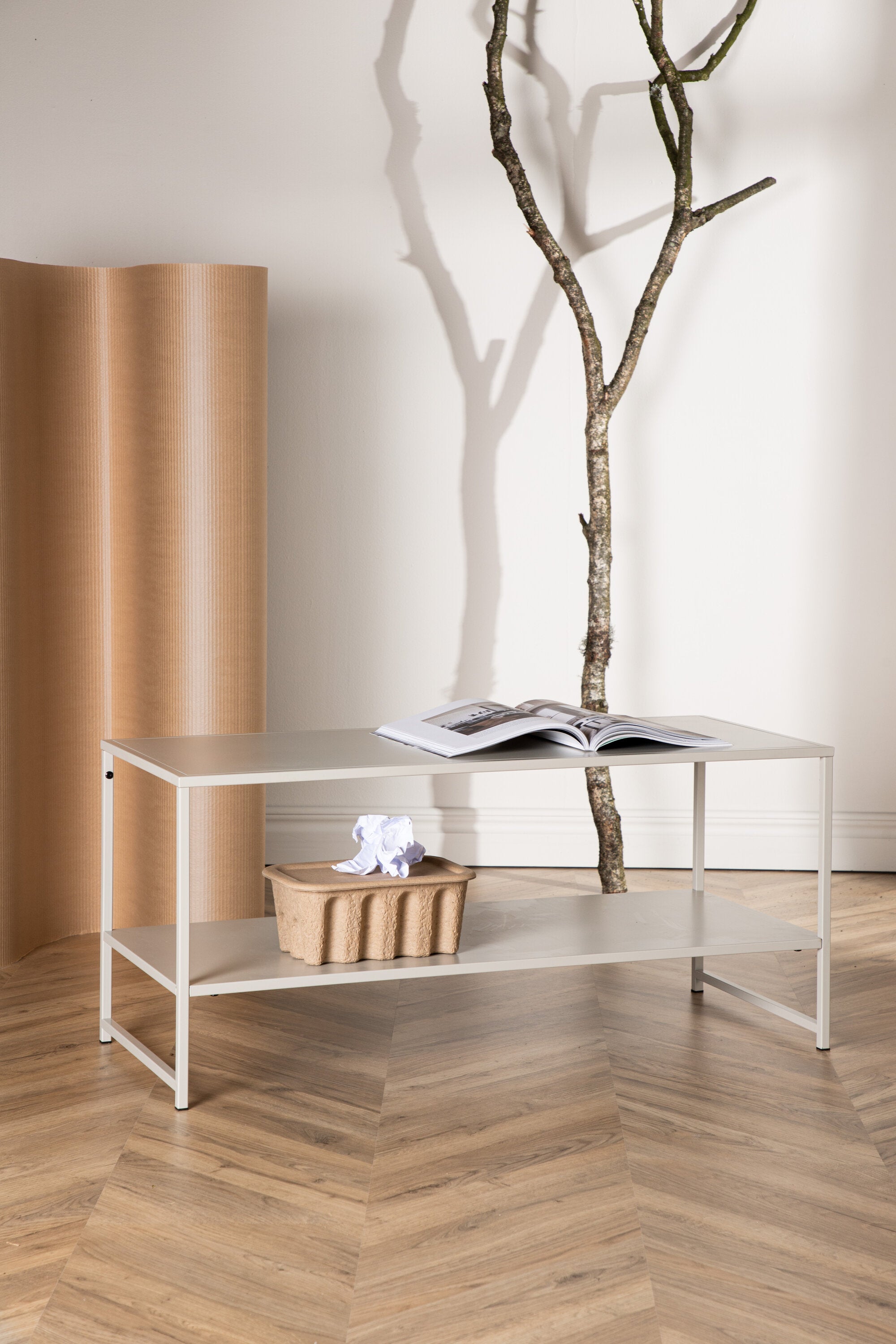 Staal End Beistelltisch in Beige präsentiert im Onlineshop von KAQTU Design AG. Beistelltisch ist von Venture Home
