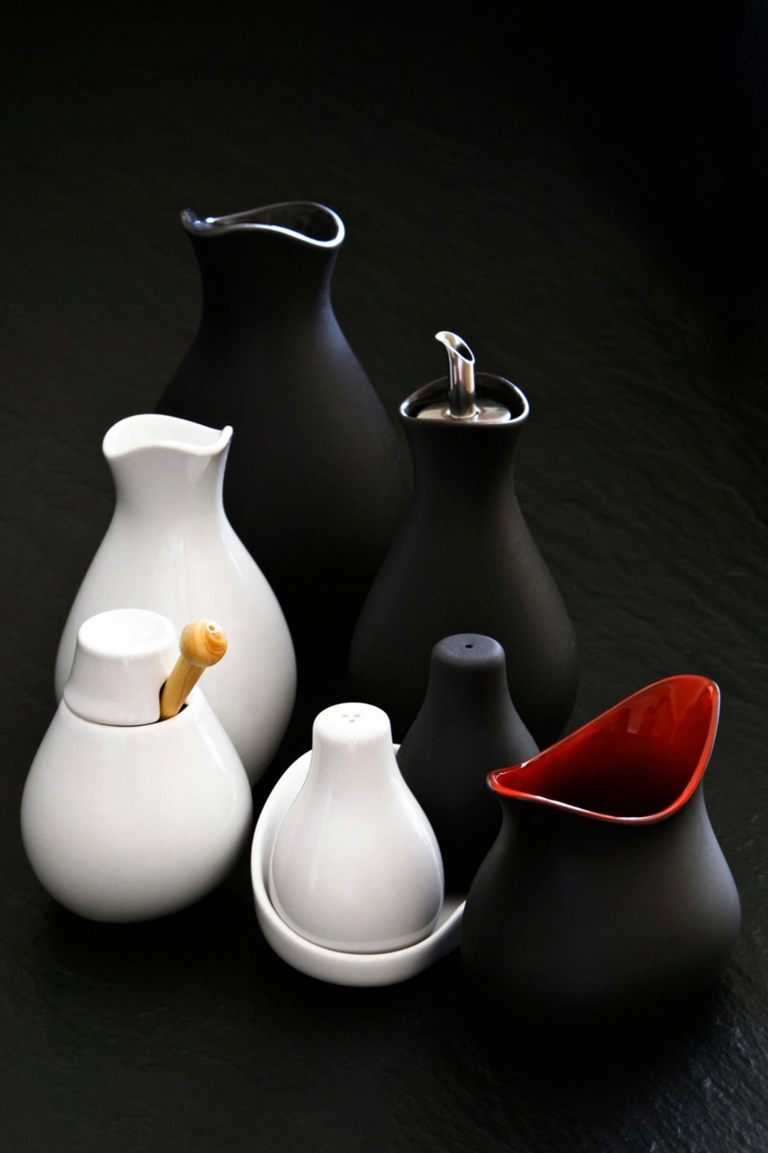 Saucenkanne 25 CL, style ardoise, noir à l'intérieur