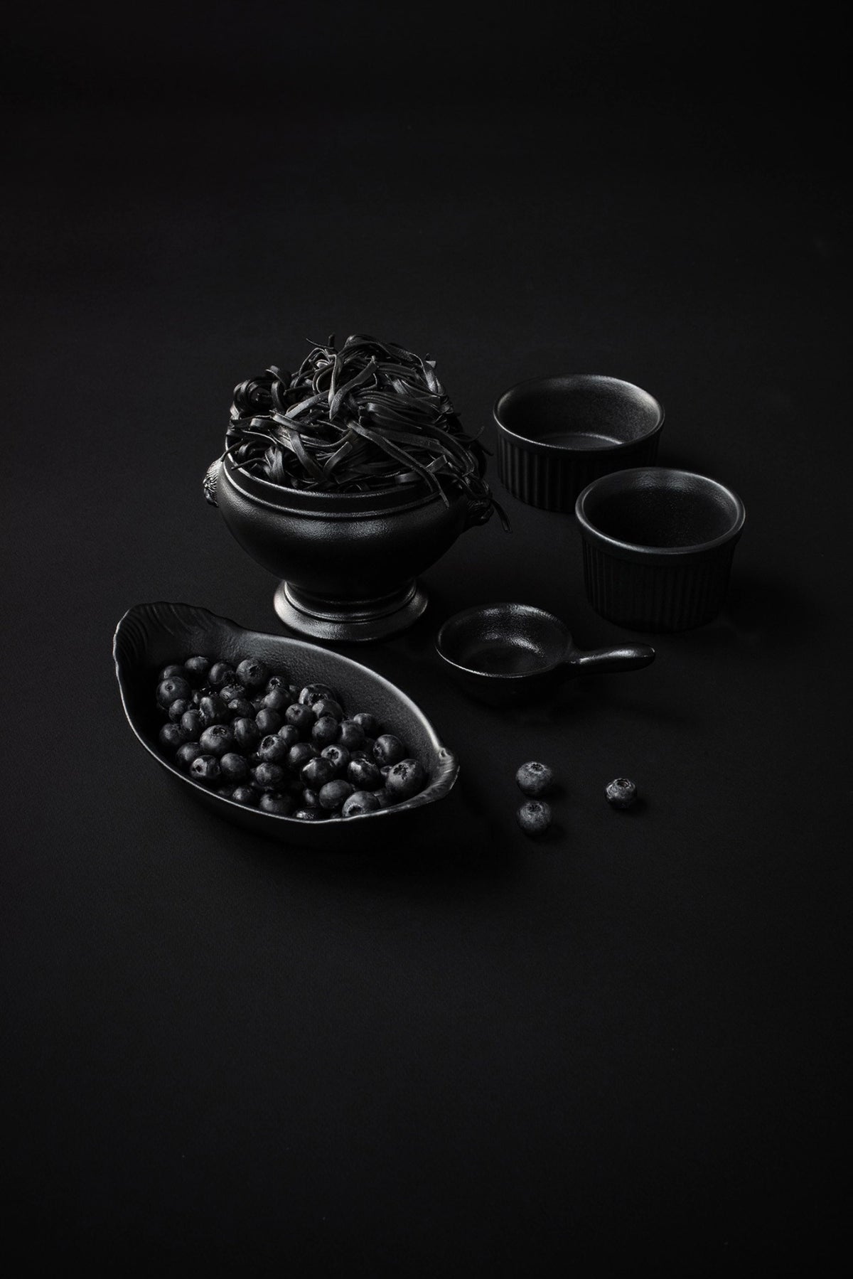 Ramequin, Ø 9.4 cm, Gusseisen-Optik in Schwarz präsentiert im Onlineshop von KAQTU Design AG. Auflaufformen ist von Revol