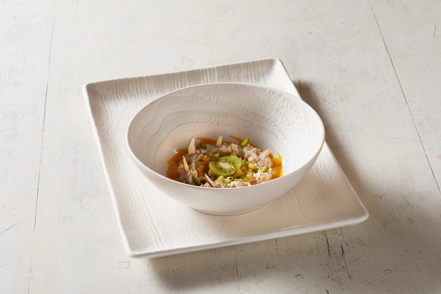 Suppenteller rund, H: 6.5 cm, Ø 19 cm, Elfenbein - KAQTU Design