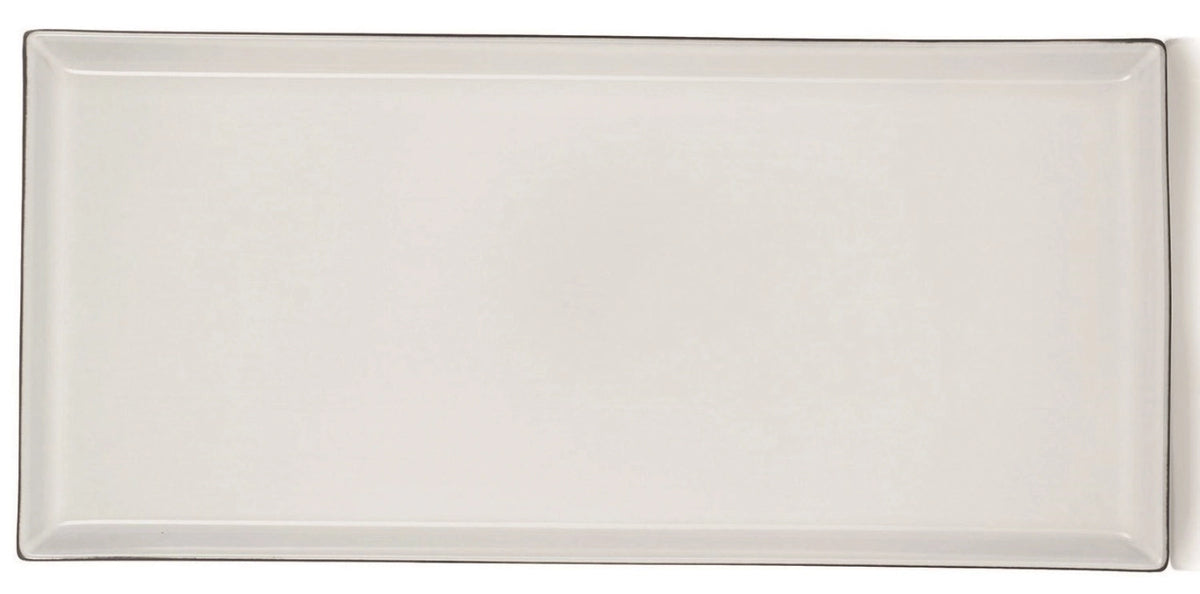 Rechteckiger Speiseteller aus Keramik in Weiss, glatte Oberfläche, schlichtes Design, Marke Revol, Modell Equinoxe, Grösse 32.5x15x1.8cm.