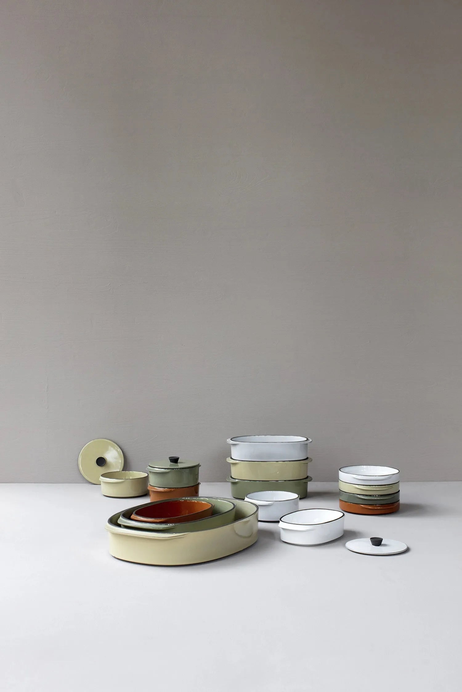 Revol Caractere Tasse 22Cl: Minimalistisches Design in Kumu Weiß.
