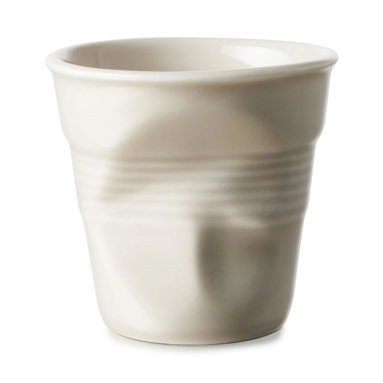 Entdecken Sie den stilvollen Cappuccino Knitterbecher (18 cl) von Revol – robustes Porzellan, einzigartiges Design und ideal für Ihre Kaffeepause.
