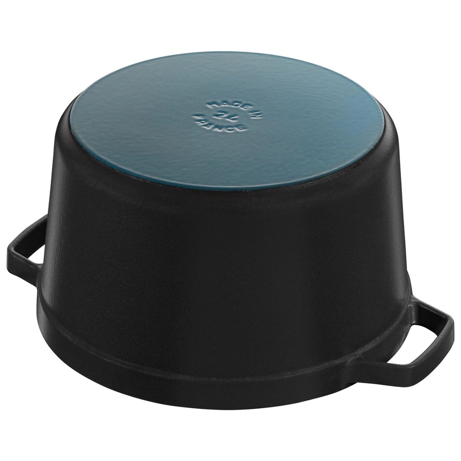Die Staub Cocotte, 24 cm, 4.7l, in Schwarz, ist perfekt für Schmorgerichte. Robust, elegant und ideal für Ihre Kochbedürfnisse.