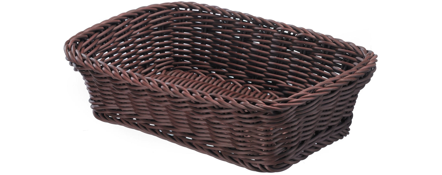 Beige Cudia Stuhl mit abnehmbarem Chenille-Bezug, massive Eiche mit Nussbaum-Finish, FSC-zertifiziert, stilvoll und modern.