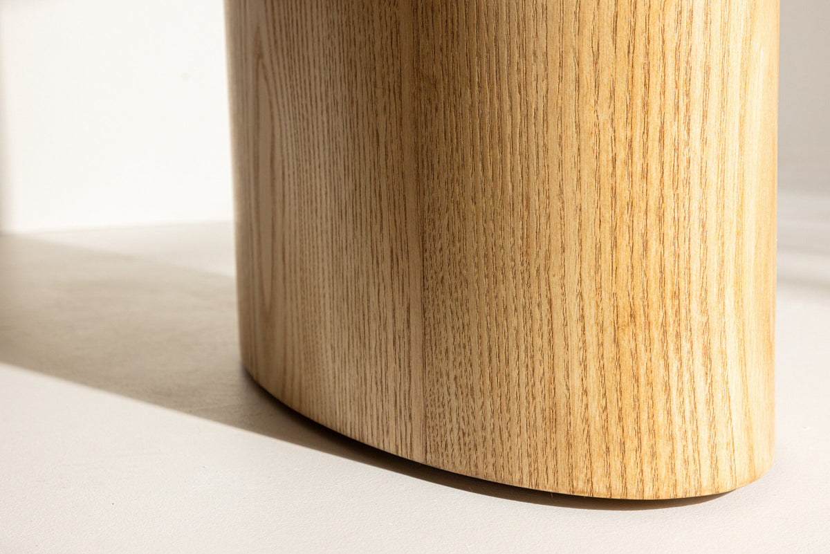 Isolde Esstisch in Natur präsentiert im Onlineshop von KAQTU Design AG. Esstisch ist von Venture Home