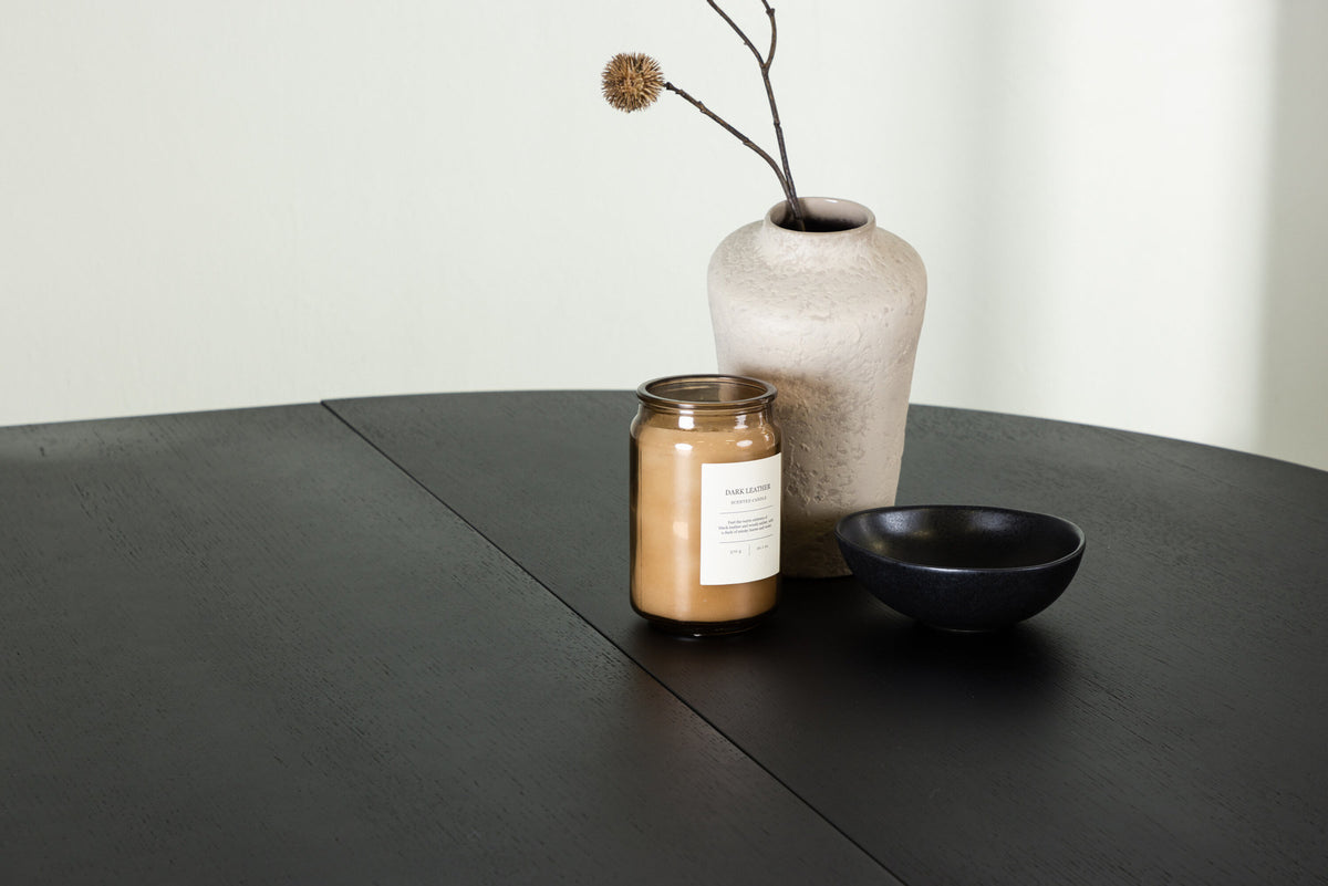 Matilda Esstisch ausziehbar in Schwarz präsentiert im Onlineshop von KAQTU Design AG. Esstisch ist von Venture Home