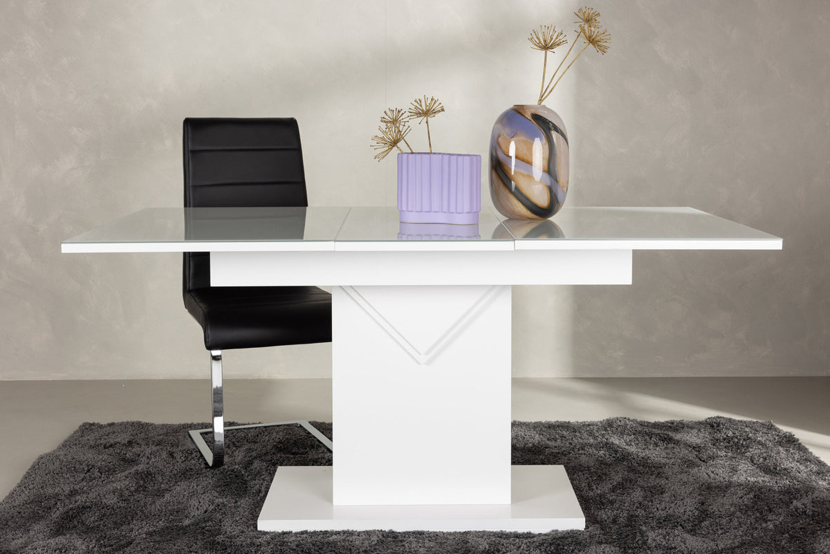 Pluto Tisch ausziehbar in Weiss präsentiert im Onlineshop von KAQTU Design AG. Esstisch ist von Venture Home