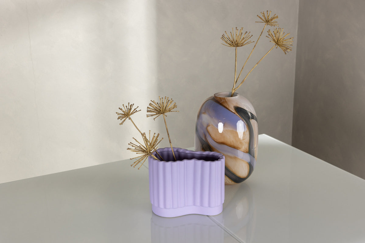 Pluto Tisch ausziehbar in Weiss präsentiert im Onlineshop von KAQTU Design AG. Esstisch ist von Venture Home