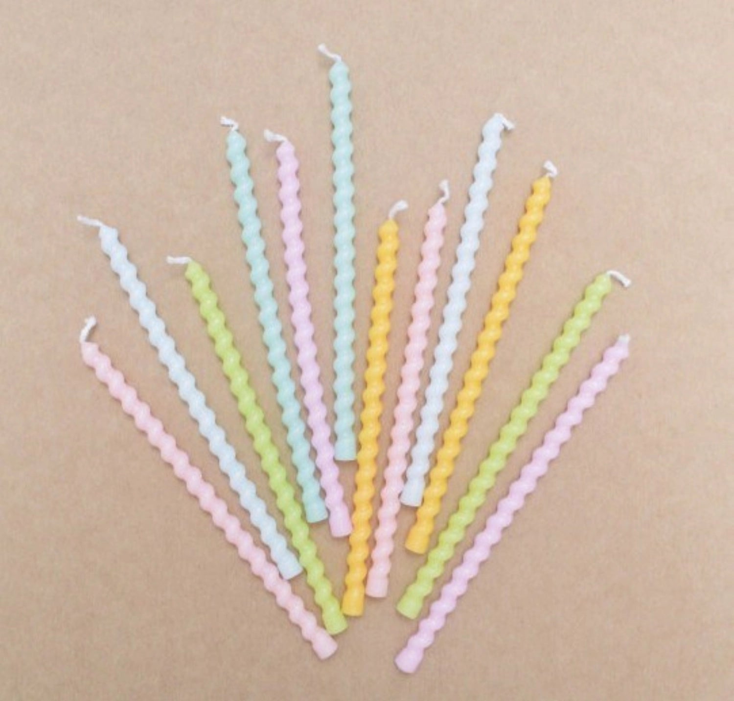 Set of 12 candles twisted long