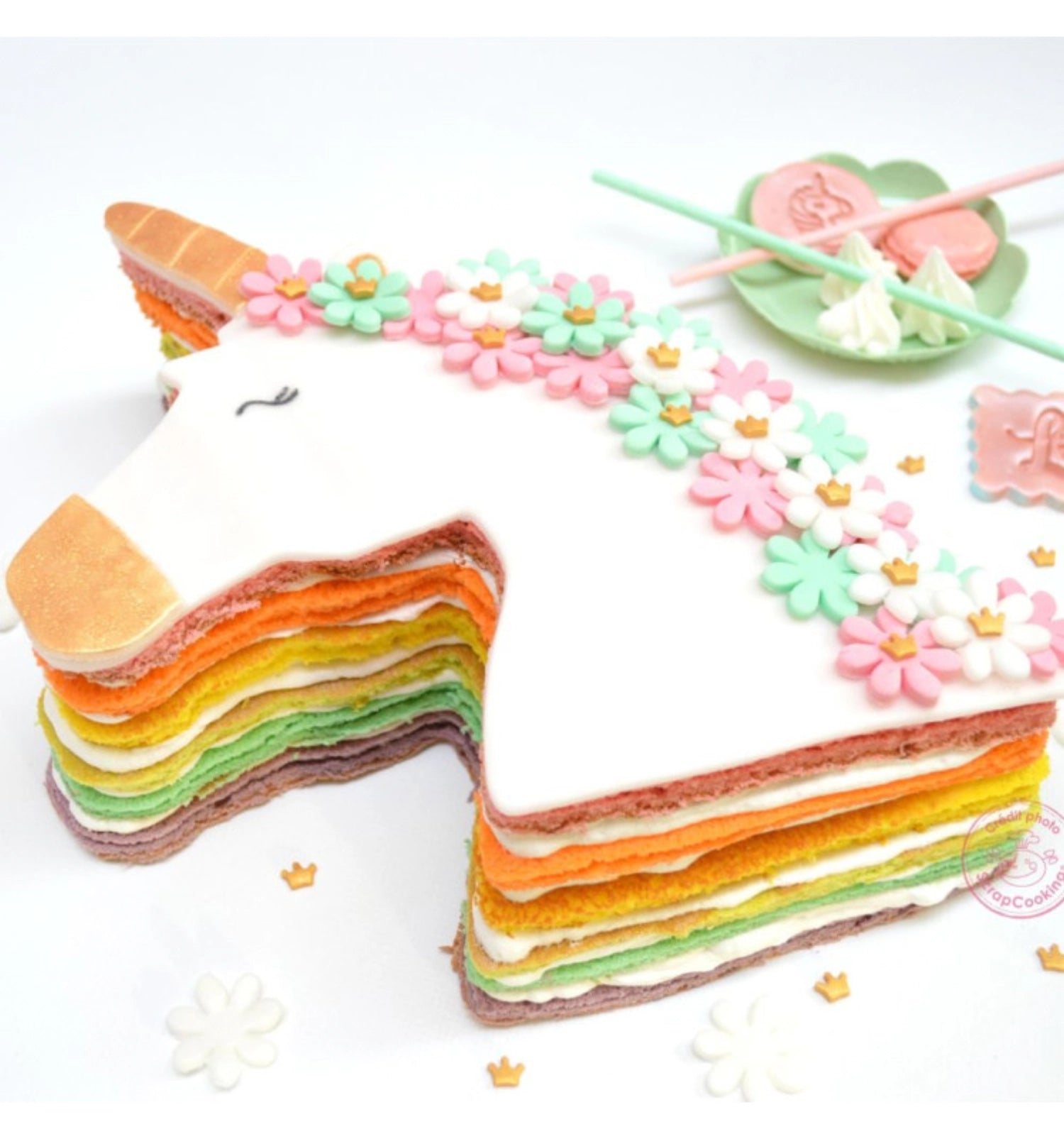 Edelstahl Ausstechform XXL Einhorn 29x26cm: Ideal für fantasievolle Backkreationen. Langlebig, hygienisch und perfekt für jede Feier!