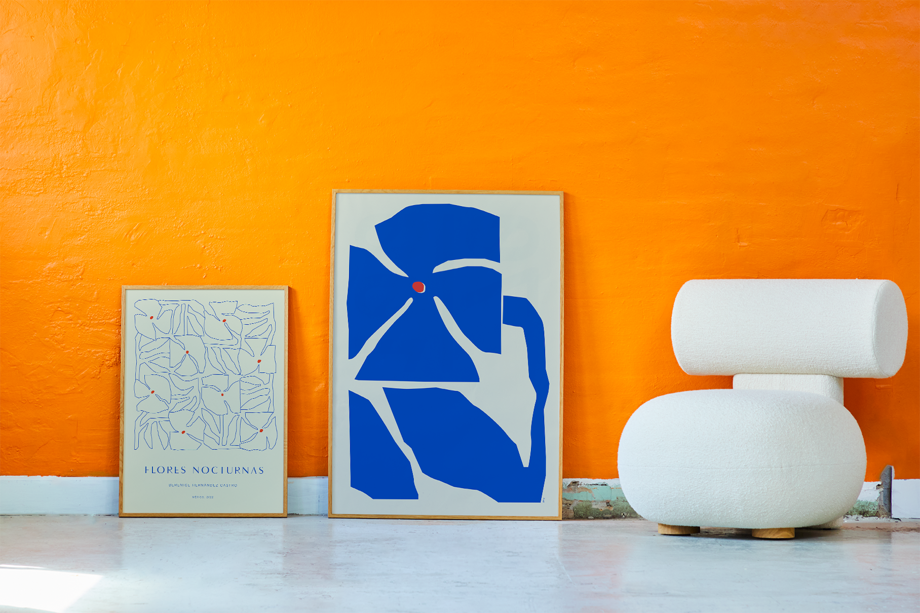 Flores Nocturnas 02  in Blau präsentiert im Onlineshop von KAQTU Design AG. Bild ist von Paper Collective