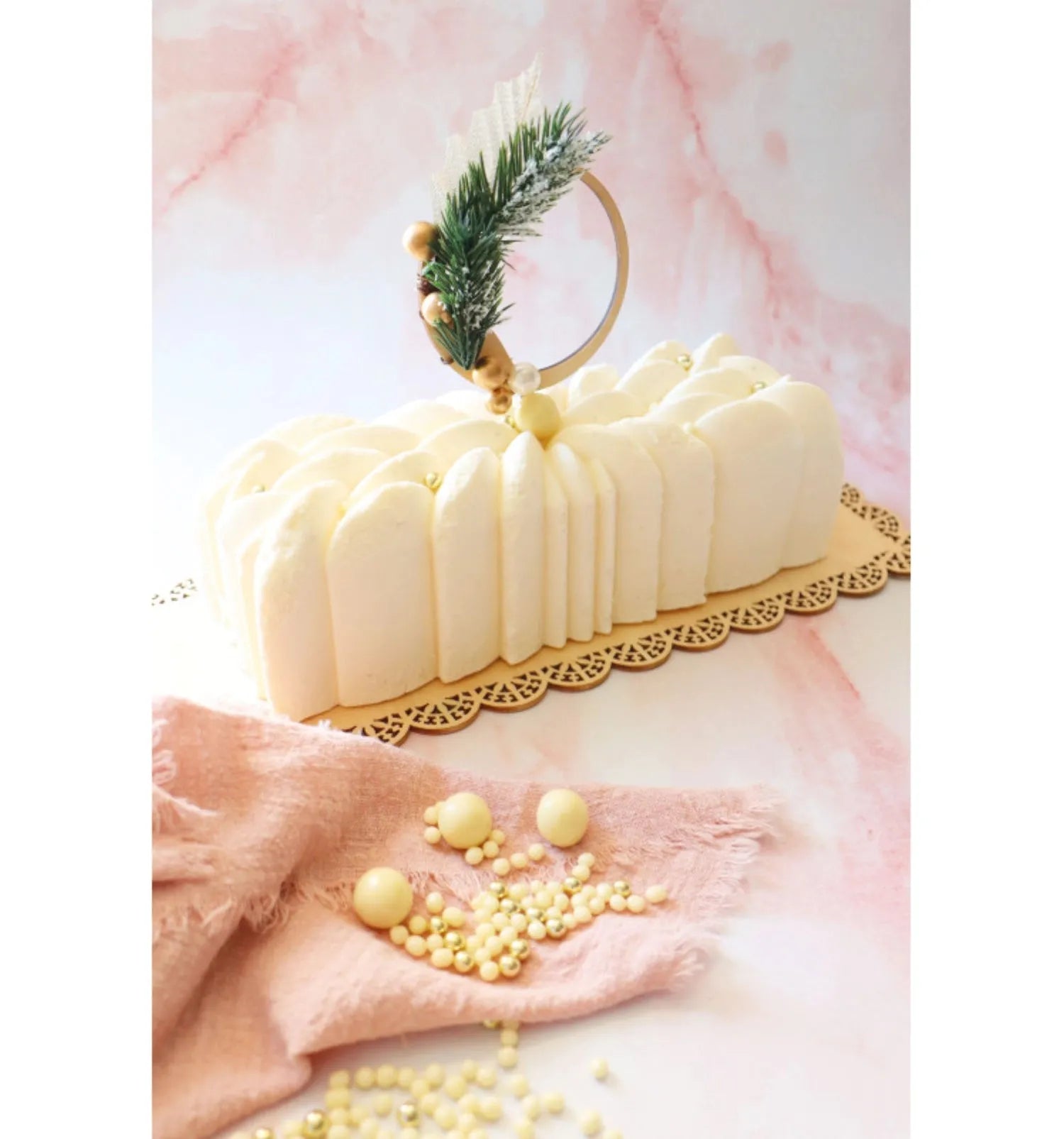 Rustikaler Holz-Cake Topper Weihnachtskranz von Scrap Cooking.