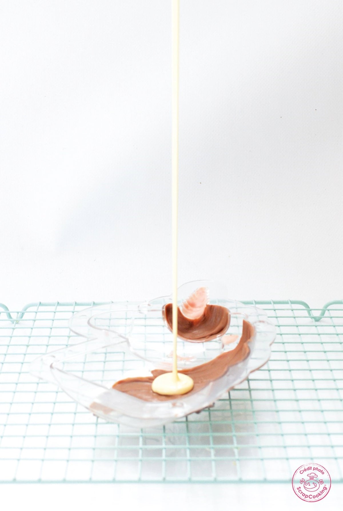 3D Schokoladenform Einhorn in Transparent präsentiert im Onlineshop von KAQTU Design AG. Backform / Backblech ist von Scrap Cooking