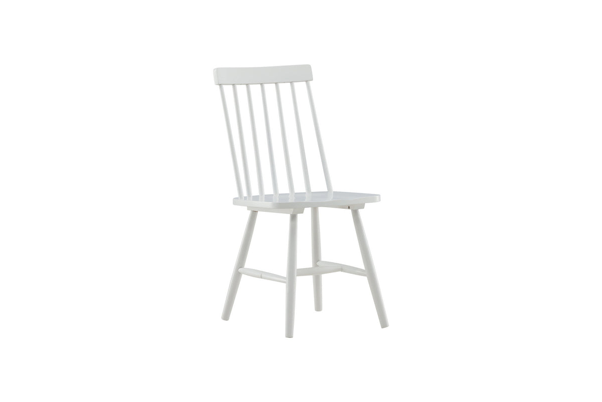 Lönneberga Stuhl in Weiss präsentiert im Onlineshop von KAQTU Design AG. Stuhl ist von Venture Home