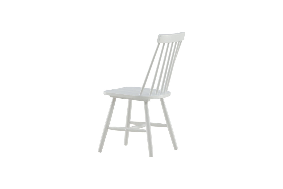 Lönneberga Stuhl in Weiss präsentiert im Onlineshop von KAQTU Design AG. Stuhl ist von Venture Home